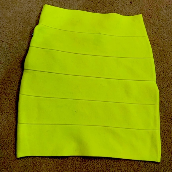 💖 Poof Couture Neon Yellow Skirt Bodycon Fitted Bandage Texture Stripe Mini - Picture 4 of 7